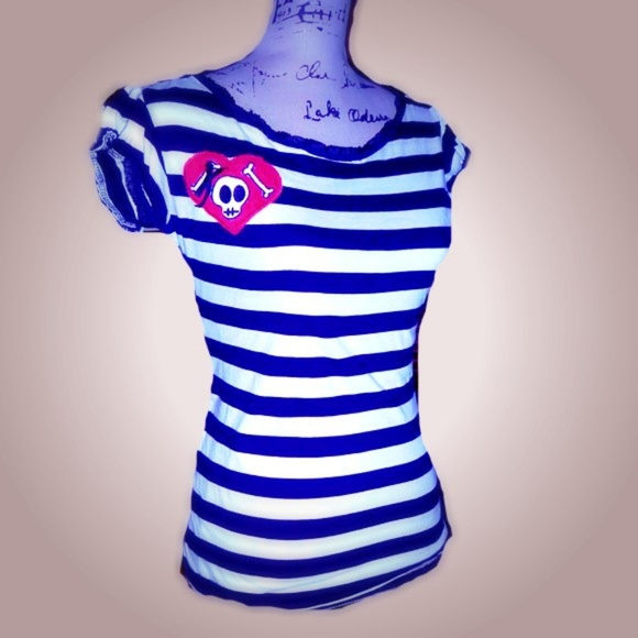 Skull Heart Striped Frenchie w Lace Trim Peasant - Picture 1 of 1